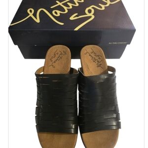 Natural Soul Reina Women's Black Wedge Sandals